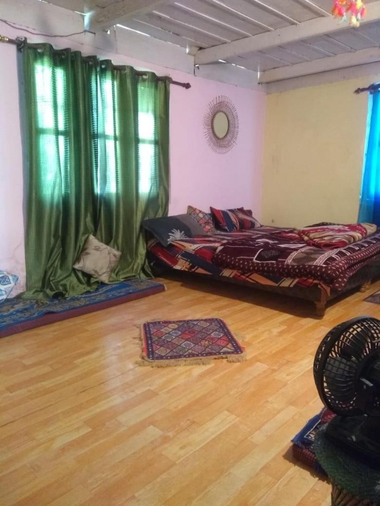 Renuka Homestay And Cafe Kasol Exterior foto