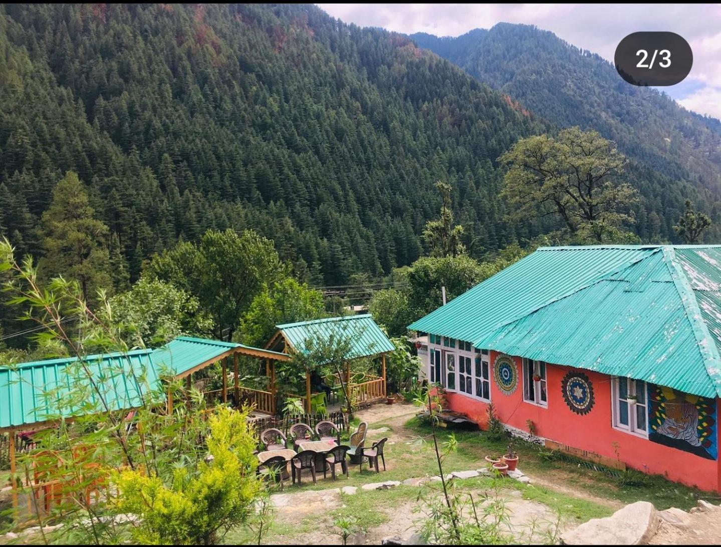 Renuka Homestay And Cafe Kasol Exterior foto